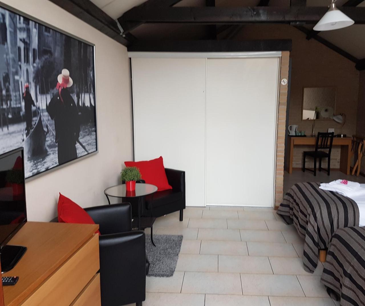 Motel Oostvoorne Ngoại thất bức ảnh