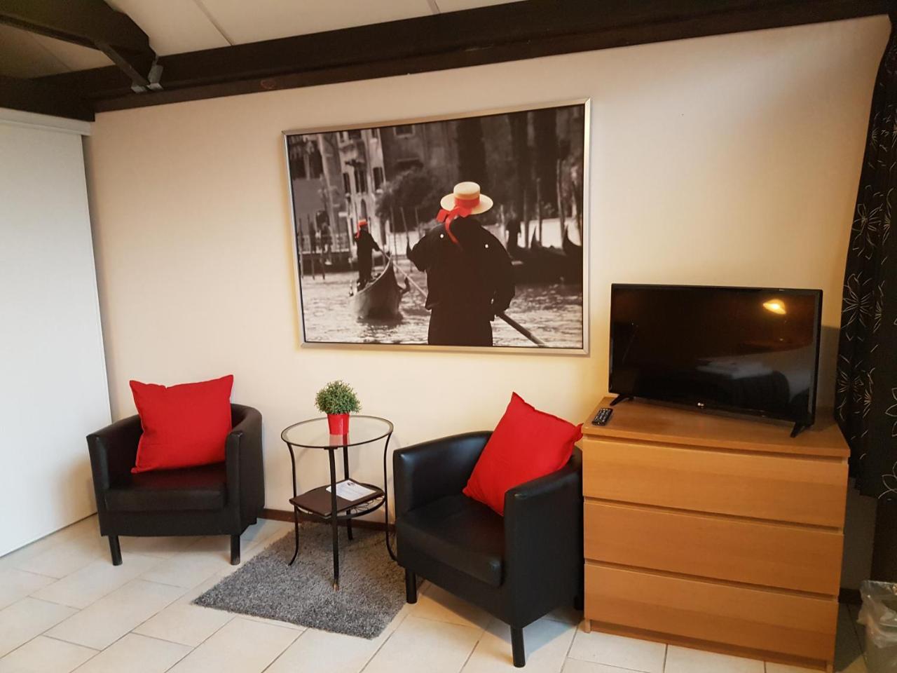 Motel Oostvoorne Ngoại thất bức ảnh