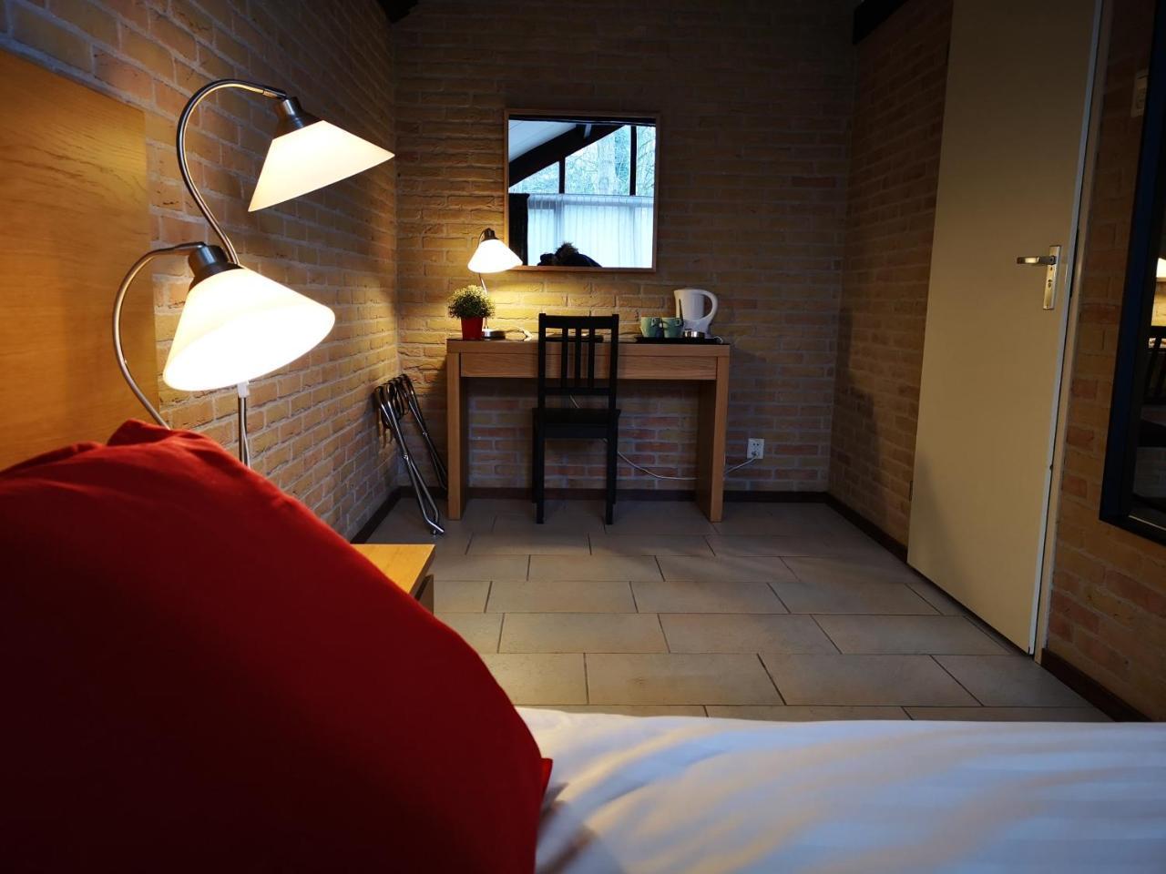 Motel Oostvoorne Ngoại thất bức ảnh
